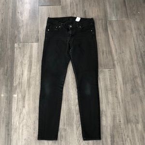 Black skinny jeans